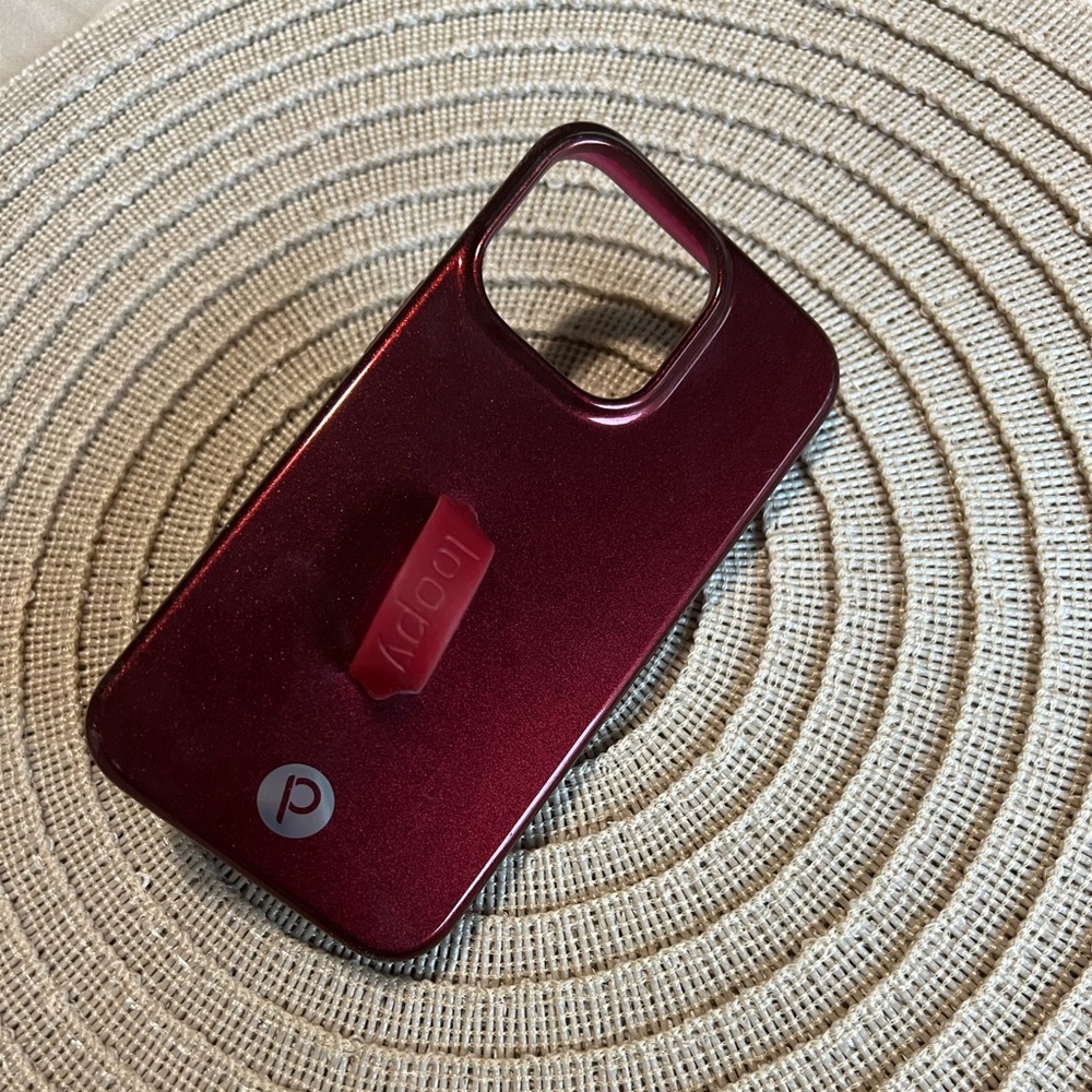 Loopy case. iPhone 13 Pro. Wine red case.